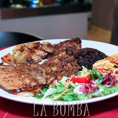 Cubamia Hotel